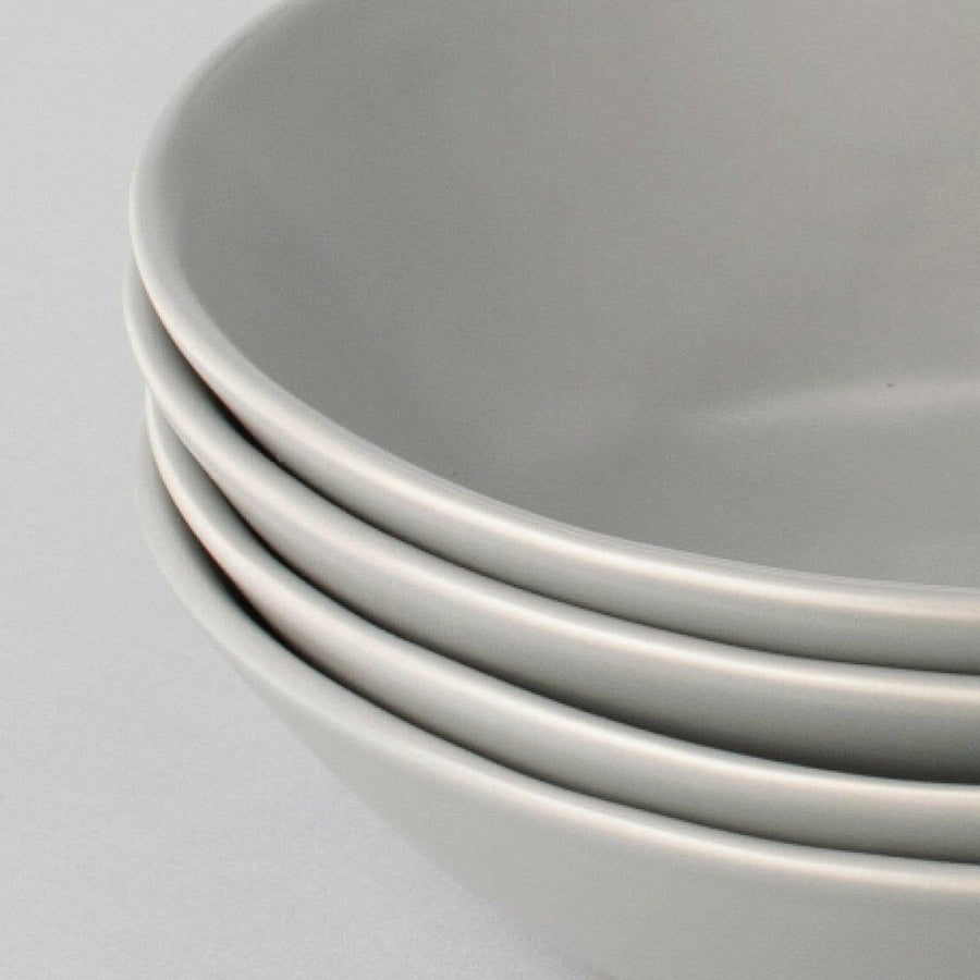 Elegant dinnerware set featuring refined craftsmanship for sophisticated dining experiences
