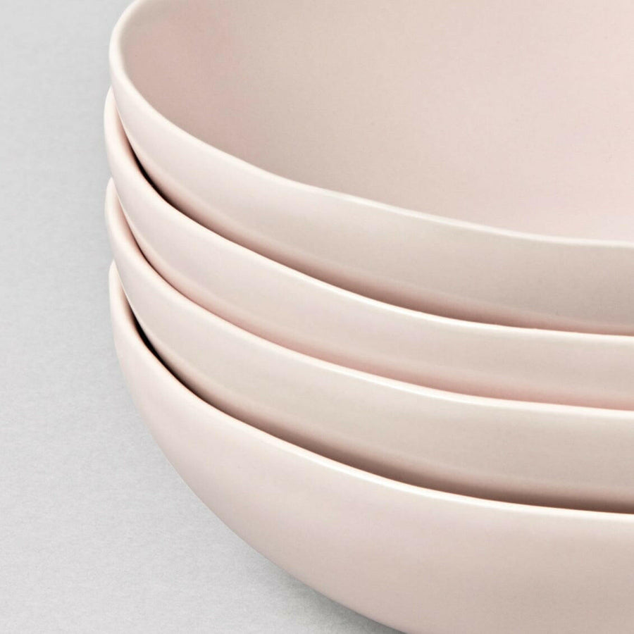 Elegant dinnerware set featuring refined craftsmanship for sophisticated dining experiences