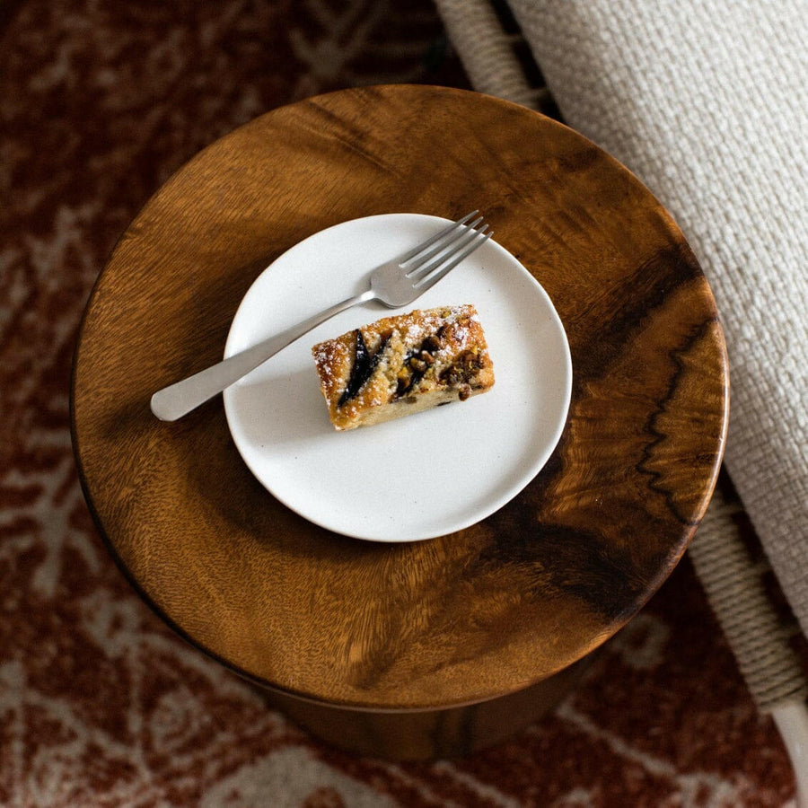 SleekServe elegant dessert plates ideal for sophisticated dining and stylish table settings