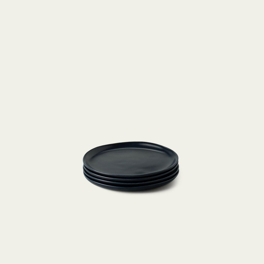 SleekServe elegant dessert plates ideal for sophisticated dining and stylish table settings