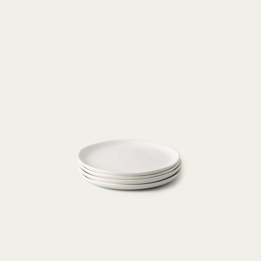SleekServe elegant dessert plates ideal for sophisticated dining and stylish table settings