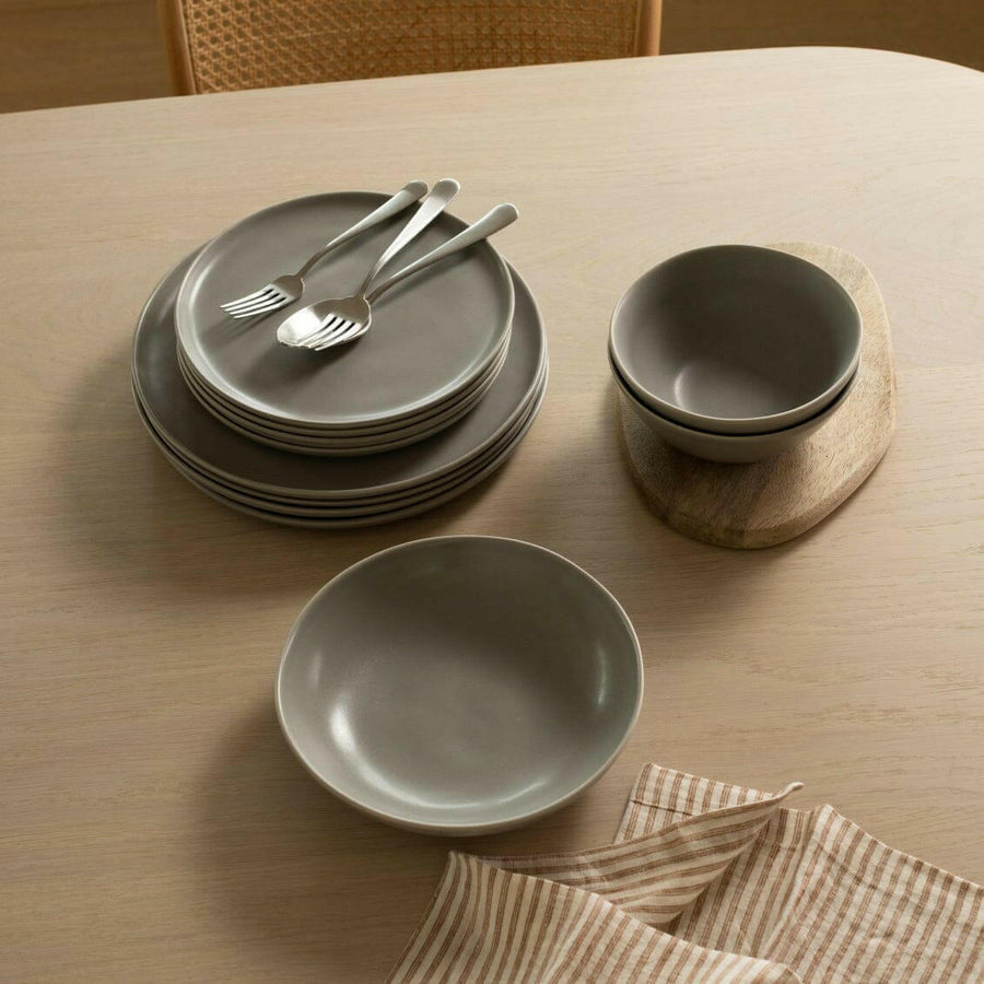 Elegant stylish pasta bowls enhancing your dining experience with premium quality and sophisticated design.